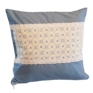 blaues-kissen-vintageborde