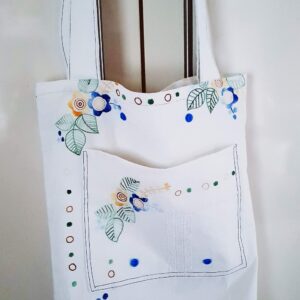 faltbare handgestickte Stofftasche weiß