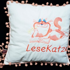 Kuschelkissen für Katzenliebhaber