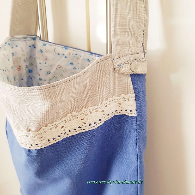 dekorative kleine Tasche blau Blümchen