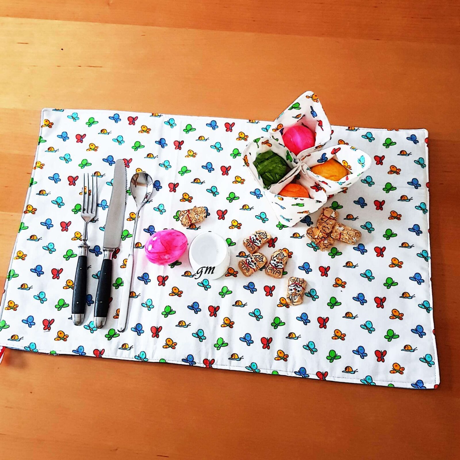 Platzdeckchen und Eierwaermer