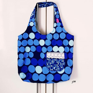 blaue Stofftasche Punkte, Außentasche