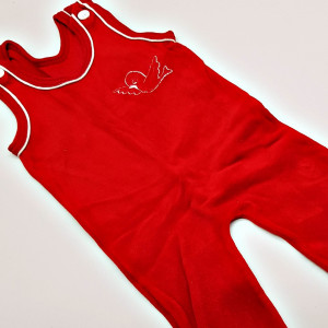 Vintage, roter Baby Strampler mit Füßen, Größe 74