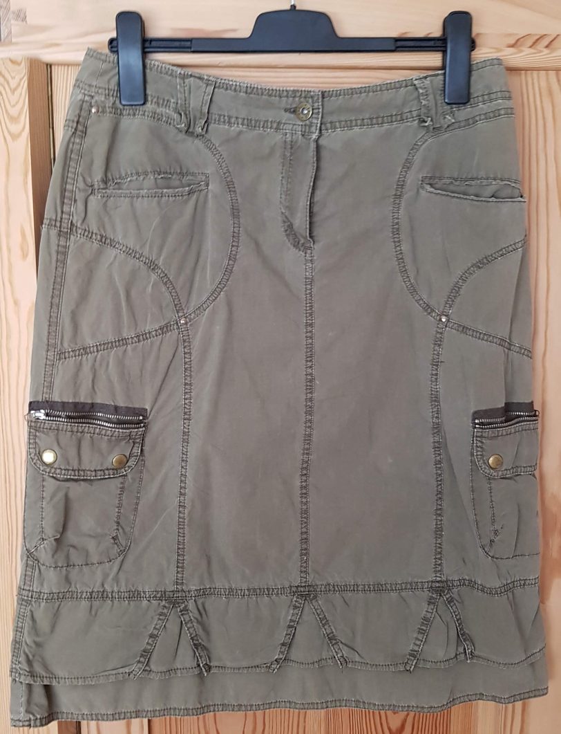 Rock vintage Größe 42 mit vielen Taschen