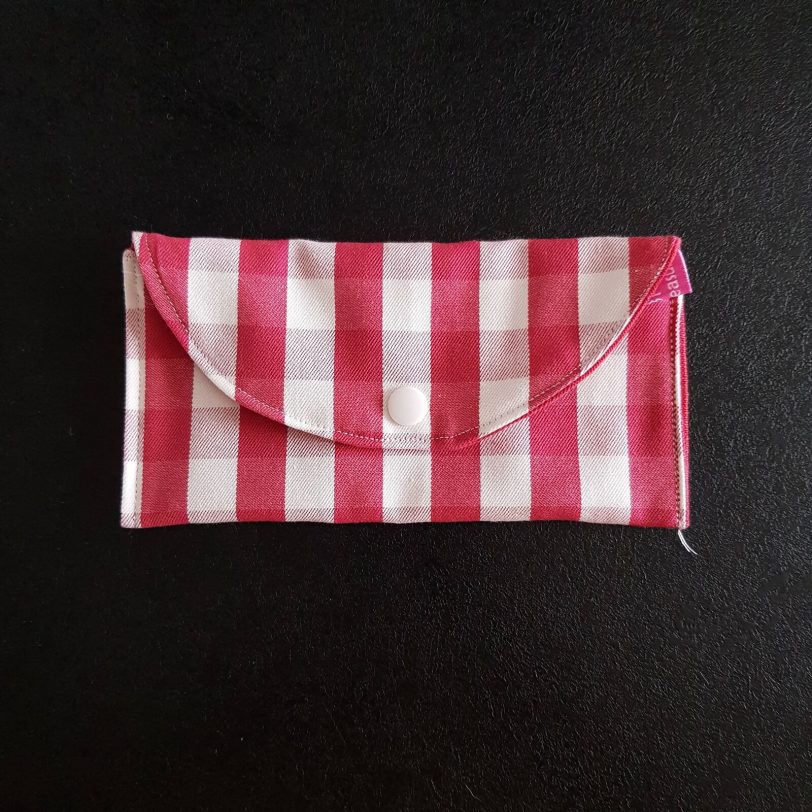 kosmetiktasche-etui-fuer-slipeinlagen-und-tampons-unikat